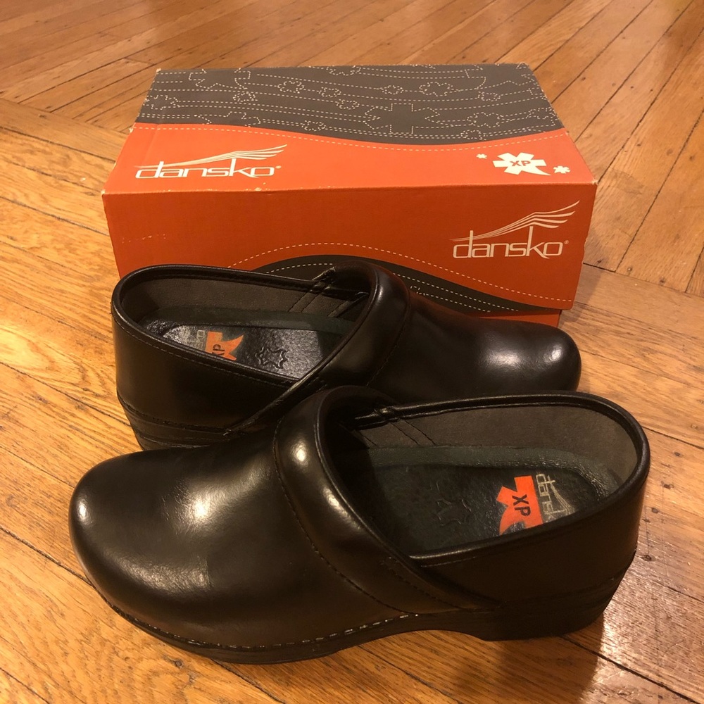 Dansko XP Women’s Clog Black Leather